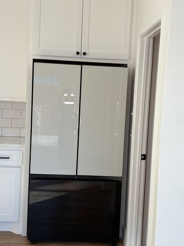 2801 Country Villa Circle, Carrollton, TX 75006