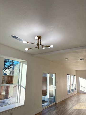 2801 Country Villa Circle, Carrollton, TX 75006