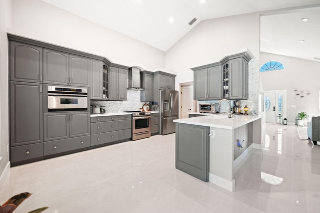 22612 Middletown Drive, Boca Raton, FL 33428