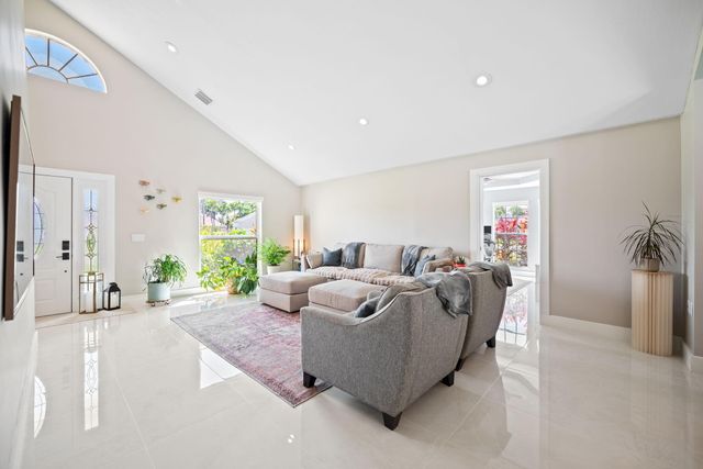 22612 Middletown Drive, Boca Raton, FL 33428