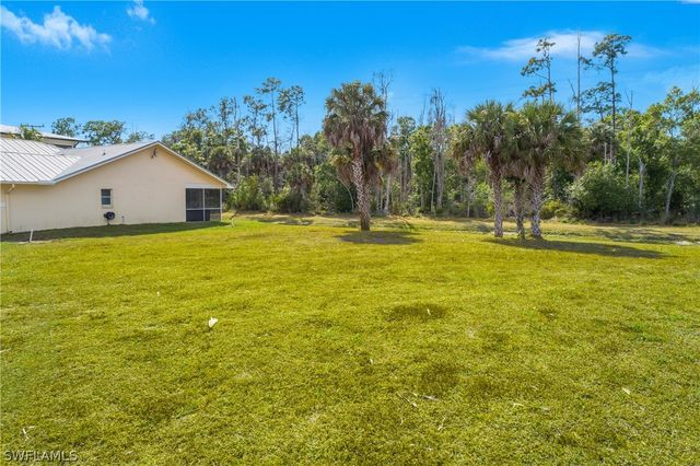 4017 Skyway DR, Naples, FL 34112