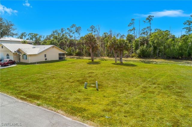 4017 Skyway DR, Naples, FL 34112