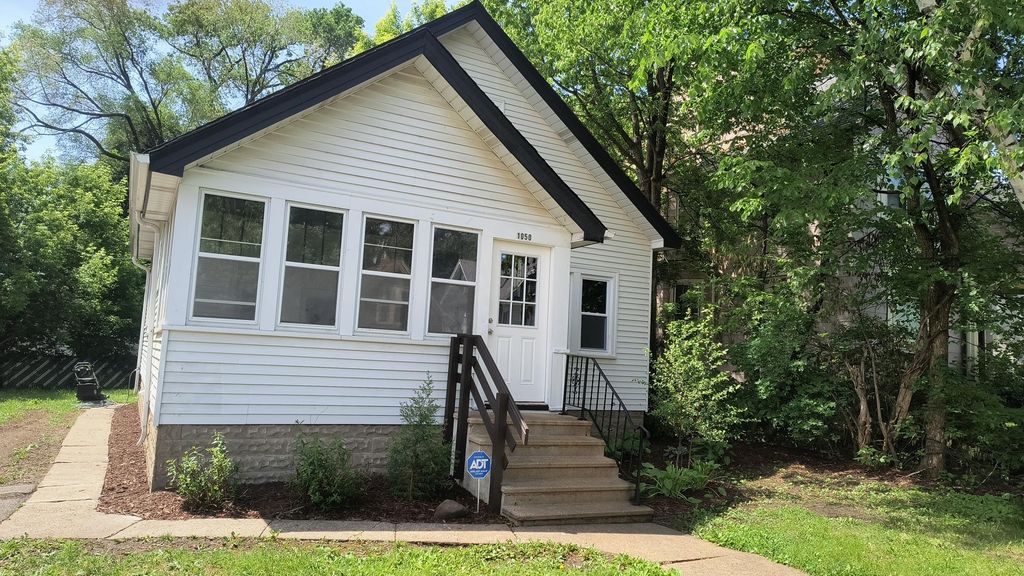 1050 Wilson Avenue, Saint Paul, MN 55106