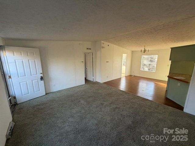 2687 1st Avenue NW, Catawba, NC 28609