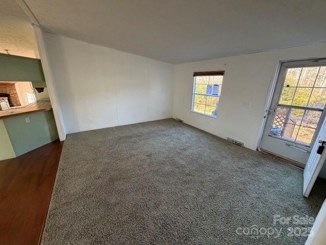 2687 1st Avenue NW, Catawba, NC 28609