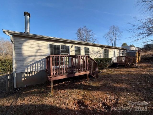 2687 1st Avenue NW, Catawba, NC 28609