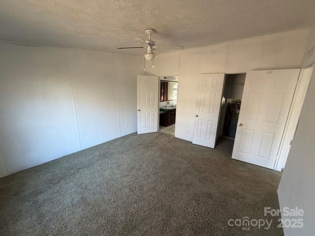 2687 1st Avenue NW, Catawba, NC 28609