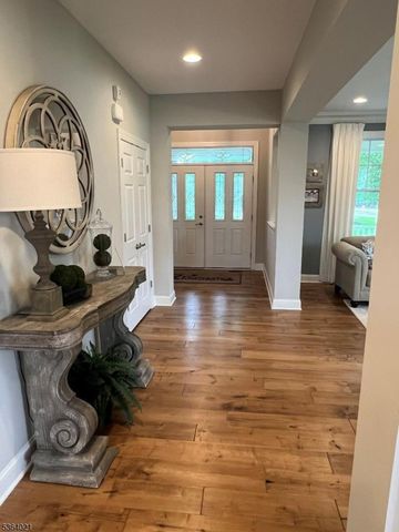 6 Leidl Cir, Hillsborough Twp., NJ 08844