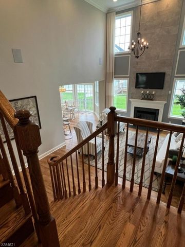 6 Leidl Cir, Hillsborough Twp., NJ 08844