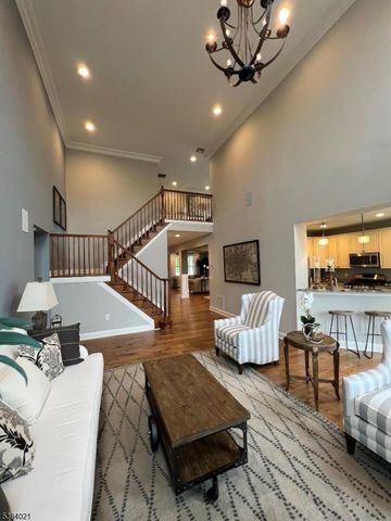 6 Leidl Cir, Hillsborough Twp., NJ 08844