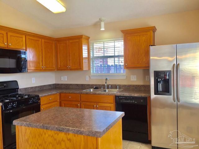 4721 Ashley Place Blvd, Pace, FL 32571