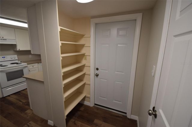 2720 CASTLE WAY 2720, Lakeland, FL 33803