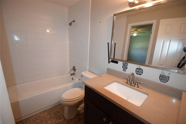 2720 CASTLE WAY 2720, Lakeland, FL 33803