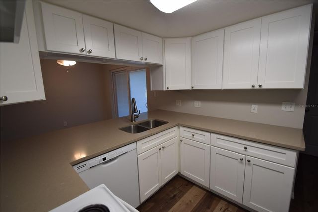 2720 CASTLE WAY 2720, Lakeland, FL 33803