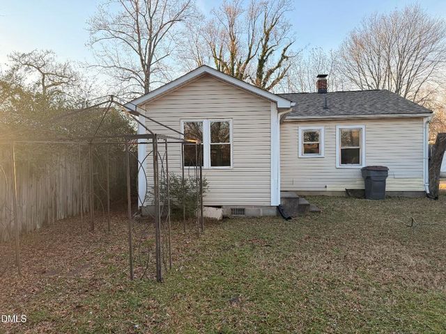 328 Mulberry Street, Reidsville, NC 27320