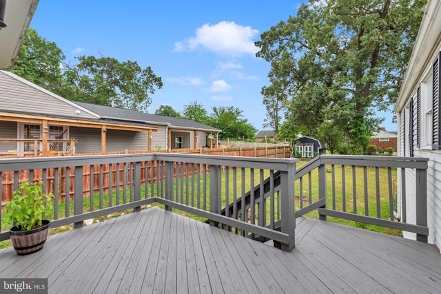 9301 N LAUREL RD, Laurel, MD 20723