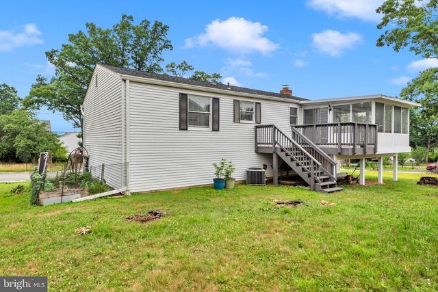 9301 N LAUREL RD, Laurel, MD 20723