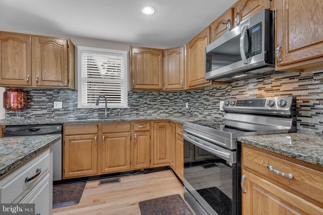 9301 N LAUREL RD, Laurel, MD 20723