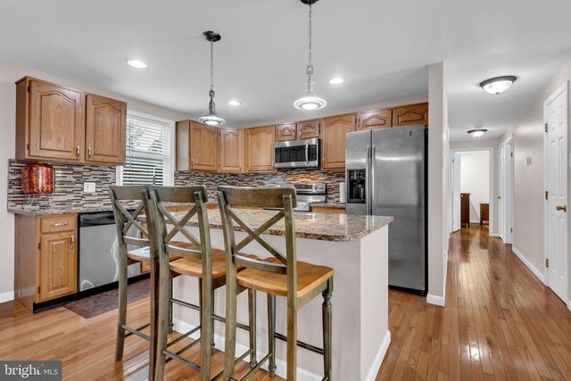 9301 N LAUREL RD, Laurel, MD 20723