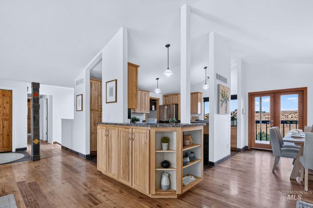 1750 E Shaw Mountain Rd, Boise, ID 83712