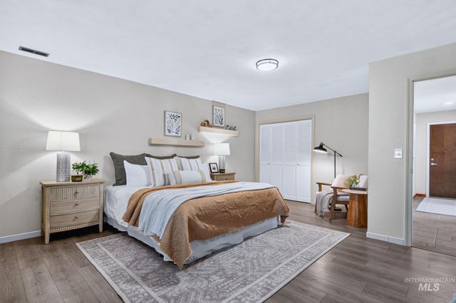 1750 E Shaw Mountain Rd, Boise, ID 83712