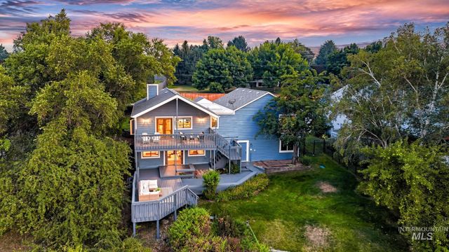 1750 E Shaw Mountain Rd, Boise, ID 83712