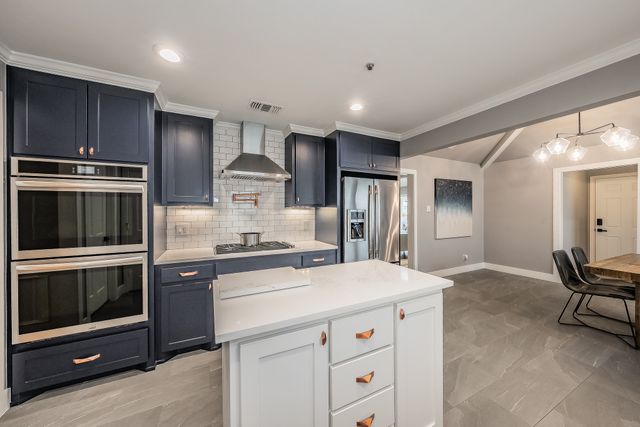 9018 Woodhurst Drive, Dallas, TX 75243