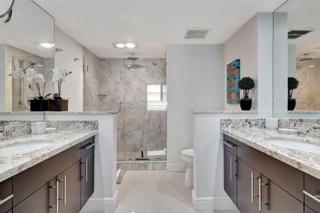 5460 N Ocean Drive 7-A, Singer Island, FL 33404