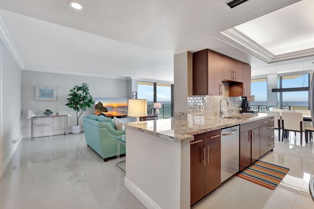 5460 N Ocean Drive 7-A, Singer Island, FL 33404