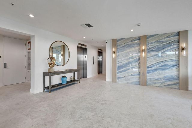 5460 N Ocean Drive 7-A, Singer Island, FL 33404