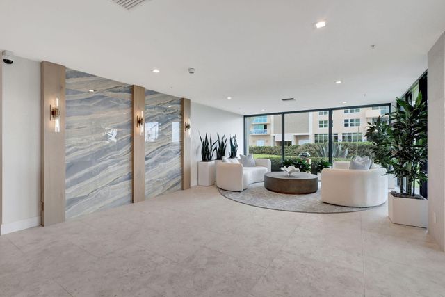 5460 N Ocean Drive 7-A, Singer Island, FL 33404