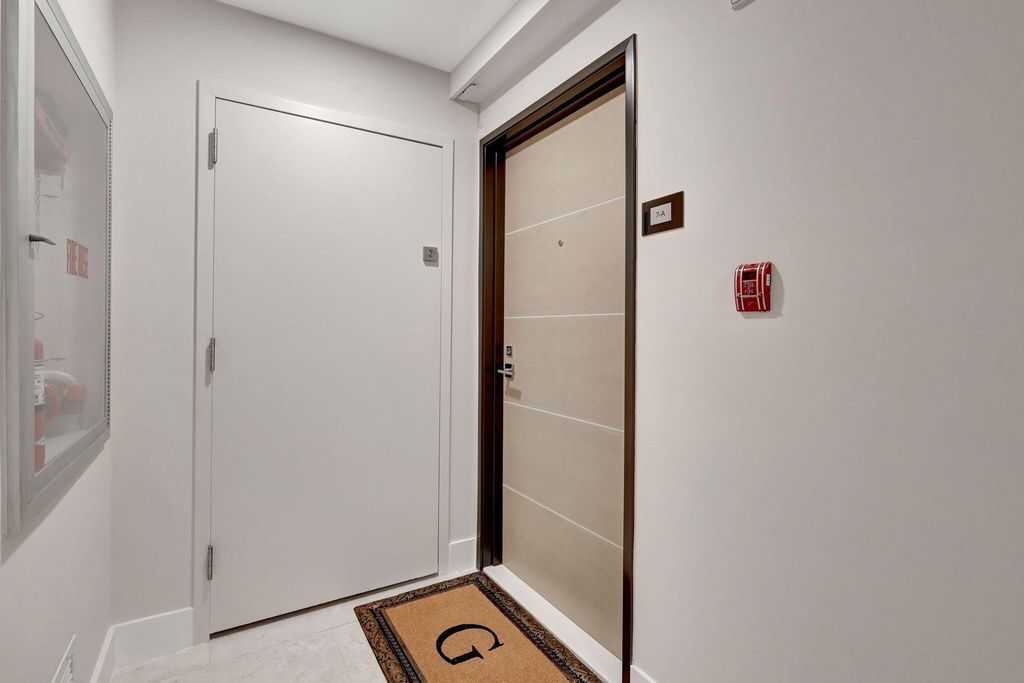 5460 N Ocean Drive 7-A, Singer Island, FL 33404