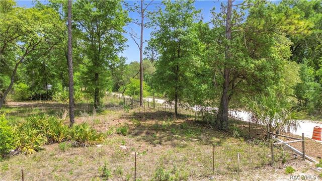 3065 N Amphibian Point, Crystal River, FL 34428