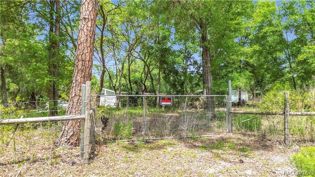 3065 N Amphibian Point, Crystal River, FL 34428