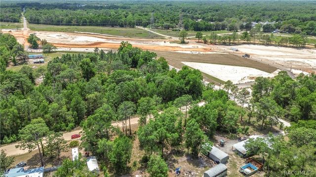 3065 N Amphibian Point, Crystal River, FL 34428