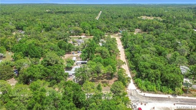 3065 N Amphibian Point, Crystal River, FL 34428