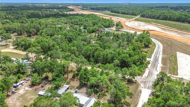3065 N Amphibian Point, Crystal River, FL 34428