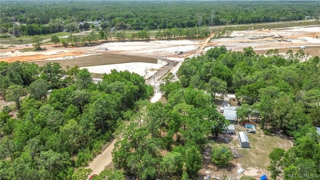 3065 N Amphibian Point, Crystal River, FL 34428