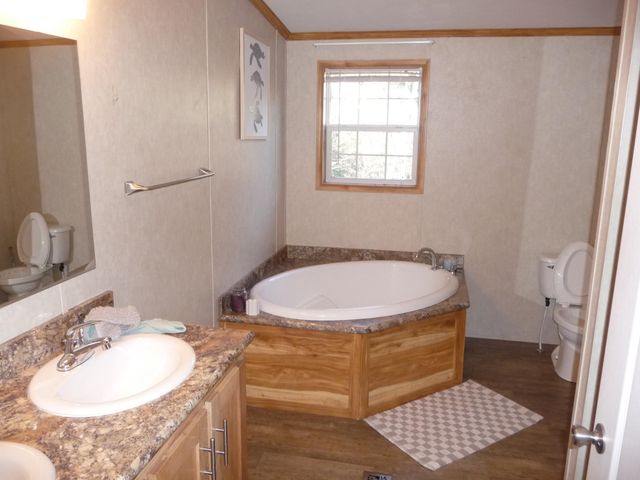 370 River Road, Epsom, NH 03234