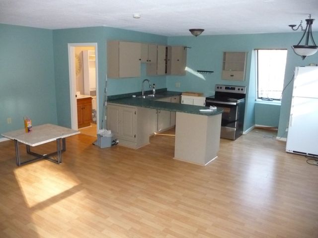 370 River Road, Epsom, NH 03234