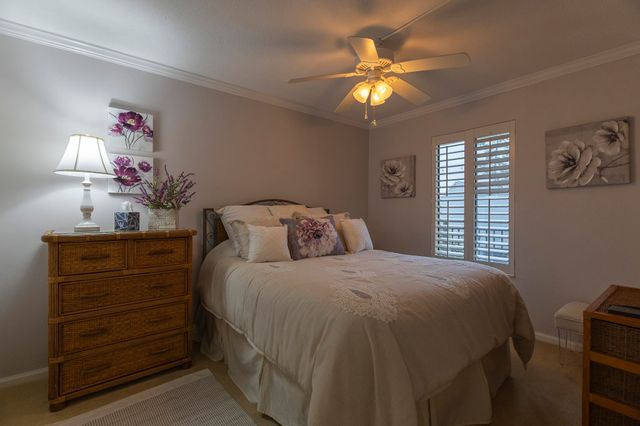 307 74th Ave N Apt 2D, Myrtle Beach, SC 29572