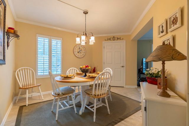 307 74th Ave N Apt 2D, Myrtle Beach, SC 29572