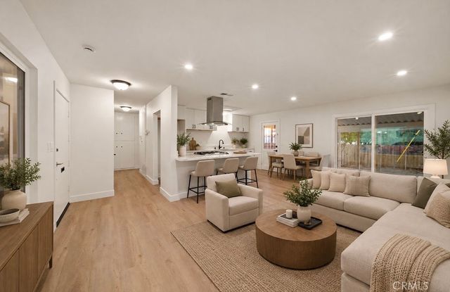 500 E Thornton, Hemet, CA 92543