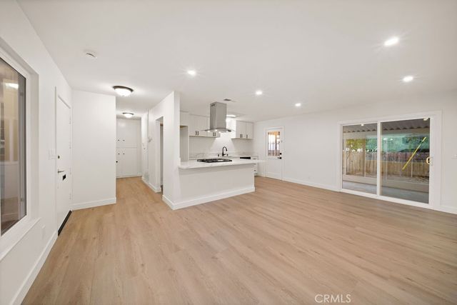 500 E Thornton, Hemet, CA 92543