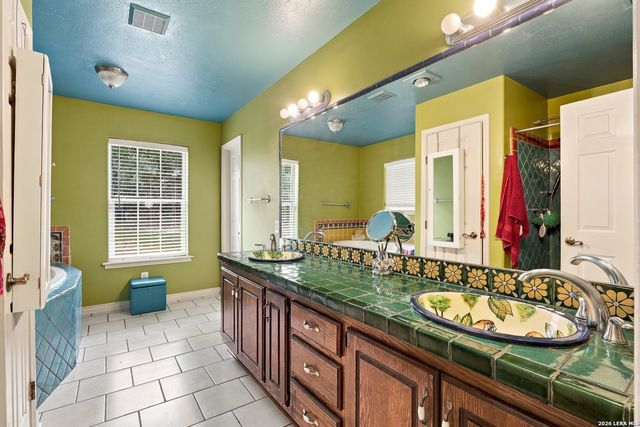 1180 Elm Valley, Bulverde, TX 78163