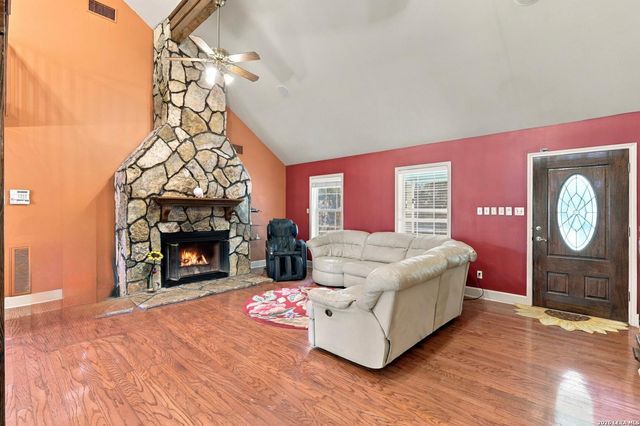1180 Elm Valley, Bulverde, TX 78163