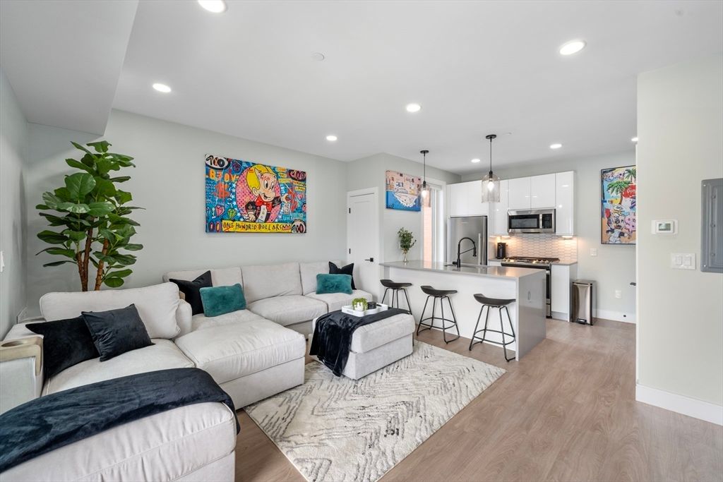 277 Border 401A, Boston, MA 02128