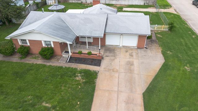 3955 N Athenian, Wichita, KS 67204