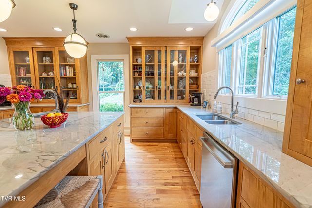 16020 Mendota Road, Abingdon, VA 24210