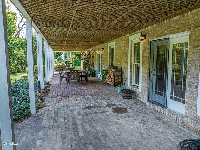 16020 Mendota Road, Abingdon, VA 24210